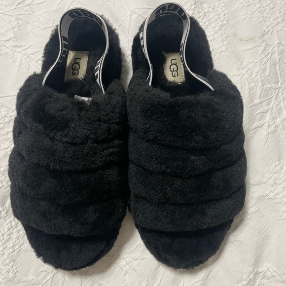 UGG Shoes - Ugg Women's Fluff Yeah Blk Comfort Slides Slippers Size 8